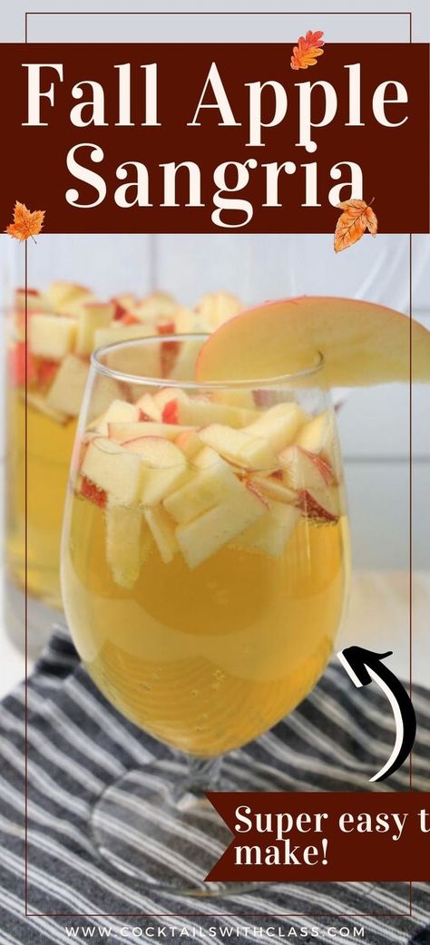 fall apple sangria Fall Drinks For A Crowd Alcoholic, Thanksgiving Batch Cocktails, Apple Wine Sangria, Sweet Sangria Recipe, Autumn Beverages, Apple Sangria Recipes, Wine Recipes Drink, Thanksgiving Sangria, Autumn Cocktail