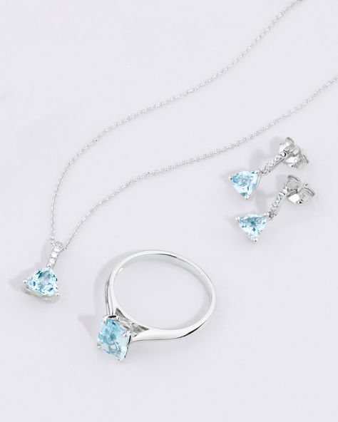 Prom Accessories Jewelry, Light Blue Necklace, Blue Diamond Jewelry, Cute Promise Rings, Michael Hill, Aquamarine Gem, Diamond Jewelry Set, Pretty Jewelry Necklaces, Cute Engagement Rings