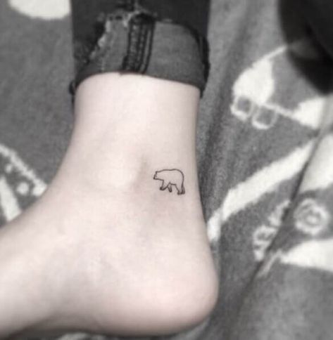 15+ Small Bear Tattoo Designs and Ideas Polar Bear Tattoo, Bear Tattoo Designs, Palm Tattoos, Bear Tattoos, Cool Tattoo, Small Girl Tattoos, Inspiration Tattoos, Bear Tattoo, Subtle Tattoos