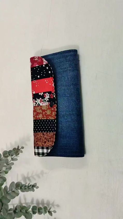 Wallet Diy, Upcycle Crafts, Sew Wallet, Patchwork Sewing, Cute Sewing Projects, Diy Bags Patterns, Diy Wallet, Tote Bags Sewing, Diy Fashion Clothing