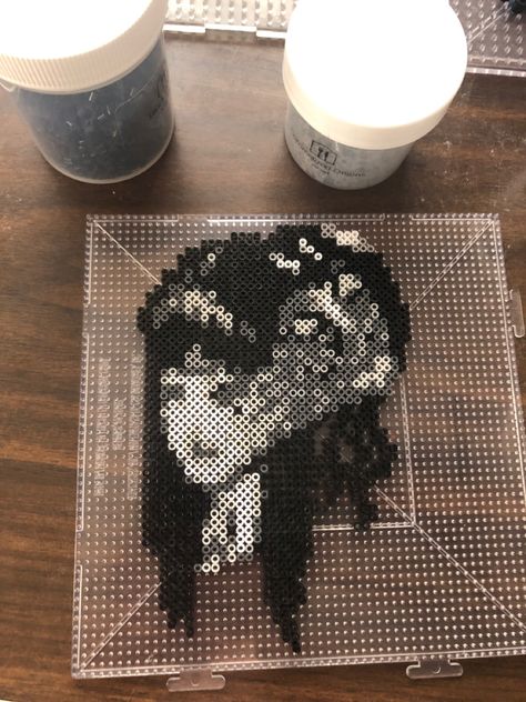 No Face Perler Bead Pattern, Perler Beads Anya, Junji Ito Perler Beads, Anime Pearler Beads Patterns, Grunge Perler Bead Patterns, Chainsaw Man Perler Bead, Jjk Perler Beads, Goth Perler Bead Patterns, Melanie Martinez Perler Beads