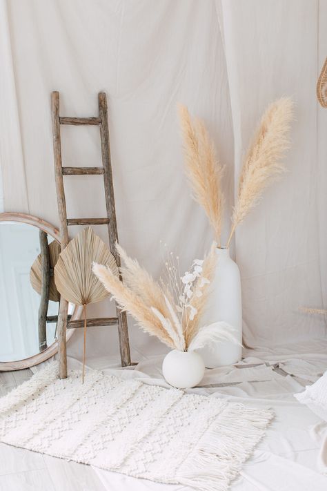 Boho Photography Studio, Studio Background Ideas, Ruangan Studio, Bühnen Design, Photo Studio Design, Photography Studio Decor, Mint Room, Dekorasi Bohemia, Home Photo Studio