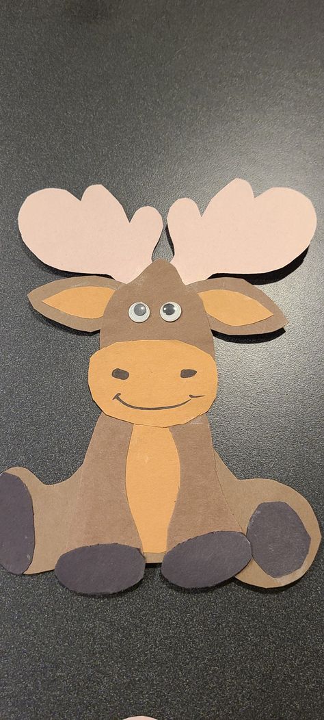 Moosletoe Craft, Moose Diy Crafts Ideas, M Is For Moose Craft, Moose Craft For Preschool, Moose On The Loose Ideas, Christmas Moose Crafts, Moose Template Free Printable, Moose Crafts For Toddlers, Moose Birthday Party