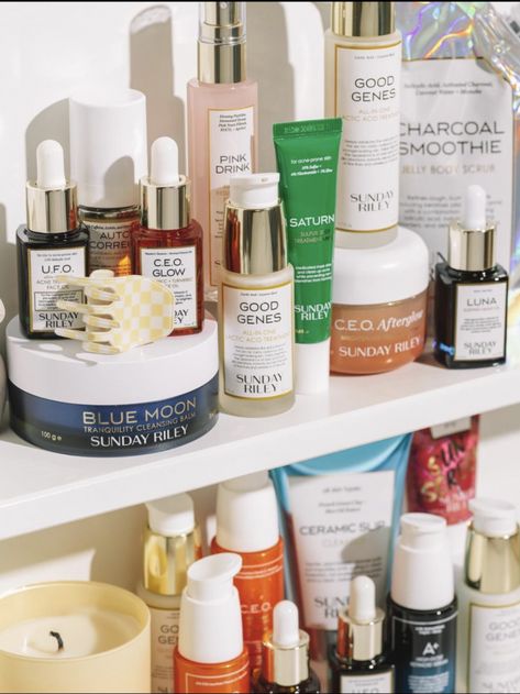 THE BEST SKINCARE INGREDIENT COMBINATIONS - Sunday Edit Sunday Riley Aesthetic, Sunday Riley Skincare, Pink Smoothie, Face Skin Care Routine, Routine Aesthetic, Collagen Fibers, The Best Skincare, Sunday Riley, Good Genes