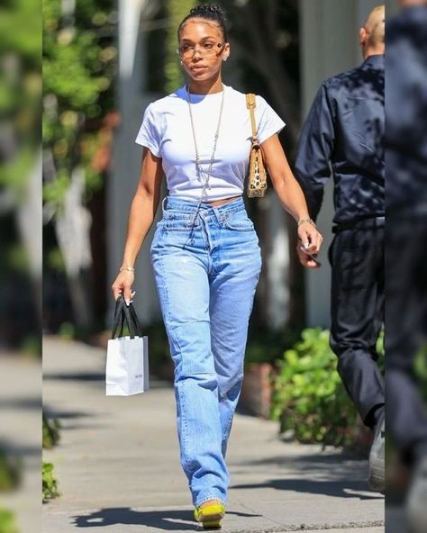 Lori Harvey ✨ Lorey Harvey, Harvey Outfits, Dressing Ideas, Lori Harvey, Block Party, Celebrity Outfits, Cute Summer Outfits, Girly Fashion, Aaliyah