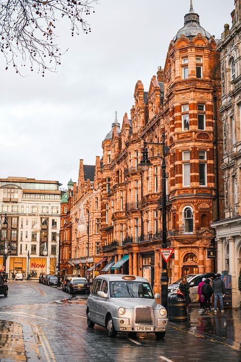 Mayfair London Aesthetic, London Autumn, London Mayfair, London Holiday, Swinging London, Mayfair London, European City, London Aesthetic, Birmingham City