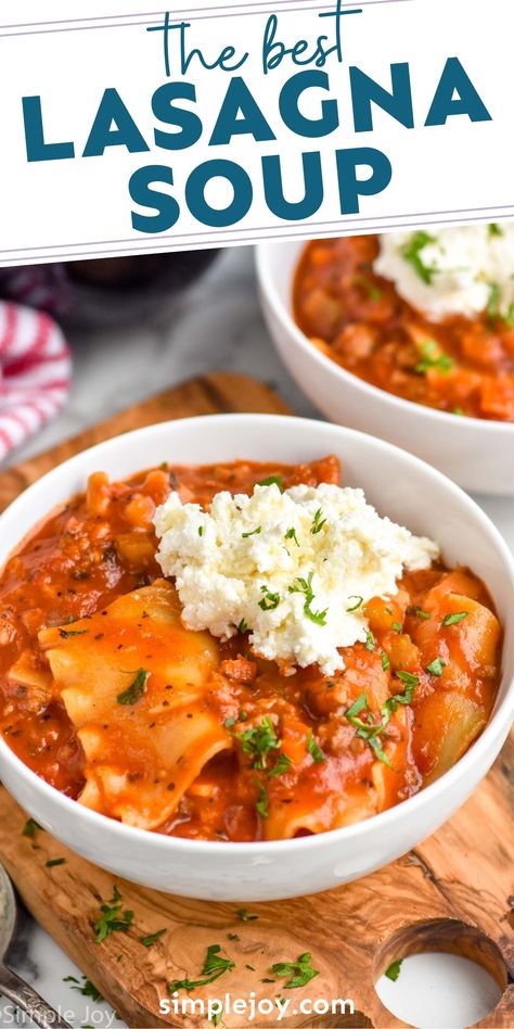 Lasagna Soup is an easy recipe that you are absolutely going to fall in love with. It has all the delicious flavors of lasagna but in a super easy to make soup. Lasagna Soup With Cheesy Yum, Lasagna Soup Recipe Easy, Lazana Soup Recipe, Lasagna Soup Recipe With Ricotta, Lasagne Soup Recipe, Keto Lasagna Soup, Best Lasagna Soup Recipe, Gluten Free Lasagna Soup, Vegetarian Lasagna Soup