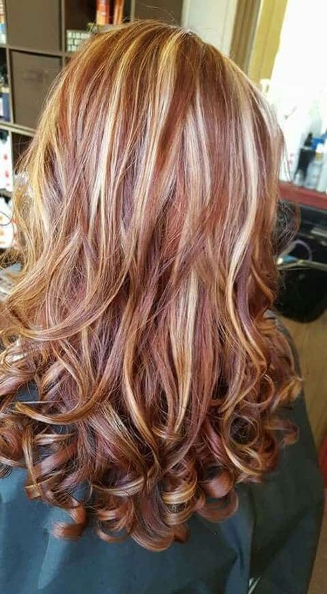 Medium Length Haircut And Highlights, Auburn Bronze Hair Color, Blonde And Amber Highlights, Apricot Crush Hair Color, Streaky Hair Highlights, Auburn Brown With Blonde Highlights, Blonde Red Brunette Hair, Red And Platinum Hair Highlights, Hair Highlights Different Colors