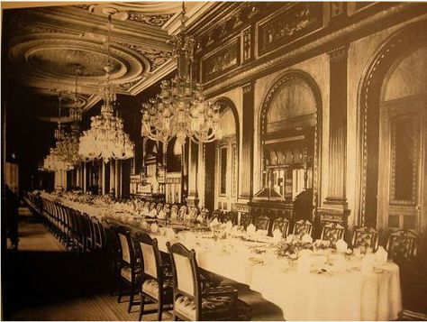 Royal Banquet Falaknuma Palace, Hyderabad Nizam Of Hyderabad, Hyderabad State, League Of Nations, India Architecture, Indian Classical Music, History Of India, Getty Museum, Indian History, Ali Khan