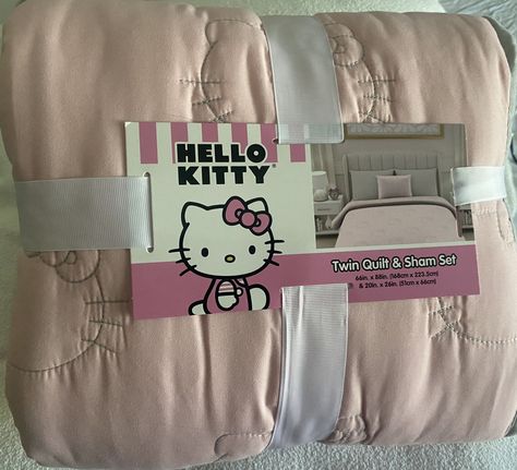 Hello Kitty Pink Twin Quilt Set for Sale in Fresno, CA - OfferUp Hello Kitty Bedding, Hello Kitty Bed, Quilted Comforter, Hello Kitty Pink, Twin Quilt, Queen Comforter, Quilt Set, Queen Quilt, Football Boots