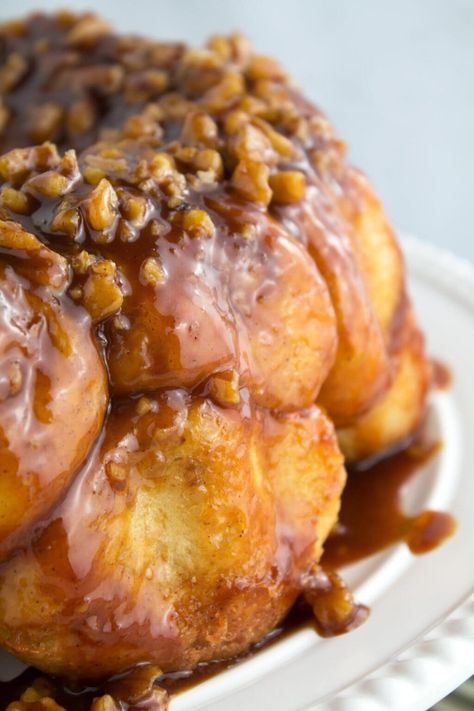 This Easy Rhodes Monkey Bread uses frozen dough and butterscotch pudding to make the best cinnamon pull-apart bubble bread! Drenched in a gooey, ultra-smooth sauce, this perfected version of your favorite breakfast treat can be made overnight or on the day-of with just 5 ingredients and 10 minutes of hands-on time. Perfect for any busy day, but especially great for Christmas morning!