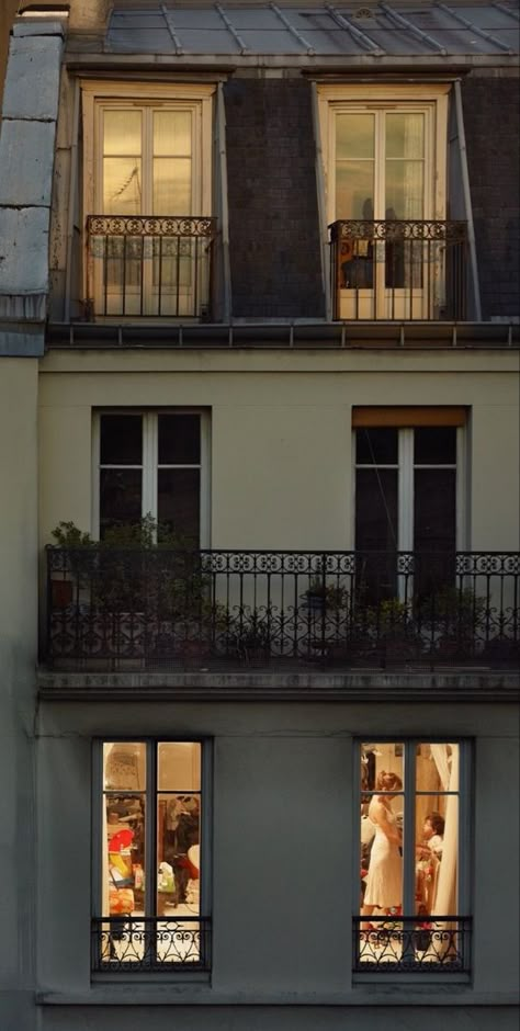 Casa Vintage, Parisian Life, Brene Brown, Paris Aesthetic, Living In Paris, Picture Windows, Rich Kids, The Balcony, Western Europe