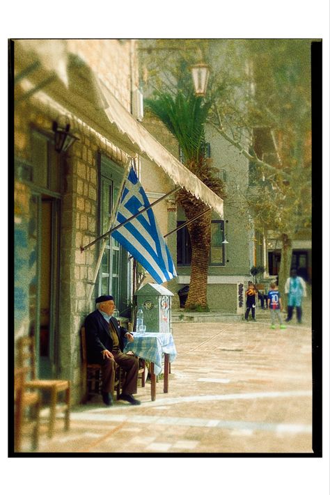 Greece Film Photography, Greece On Film, Balkan Girl, Greece Aesthetics, Nostalgia Photography, Greece Photography, Greece Beach, Film Photos, Film Photography 35mm