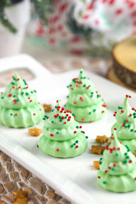 Christmas Meringue Cookies - The Suburban Soapbox Christmas Meringue Cookies, Christmas Tree Meringue, Christmas Dessert Charcuterie, Tree Meringue, Christmas Meringue, Snowman Recipes, Meringue Cookie Recipe, Cream Cheese Sugar Cookies, Christmas Cookie Recipes Holiday