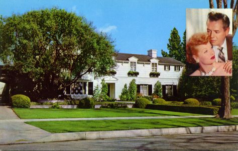 Home of Desi Arnaz and Lucille Ball - And photos of them at home http://heckyeahlucydesi.tumblr.com/ Celeb Homes, Celebrities Homes, Old Hollywood Homes, Lucy Star, William Frawley, I Love Lucy Show, Lucille Ball Desi Arnaz, American Mansions, Lucy And Ricky