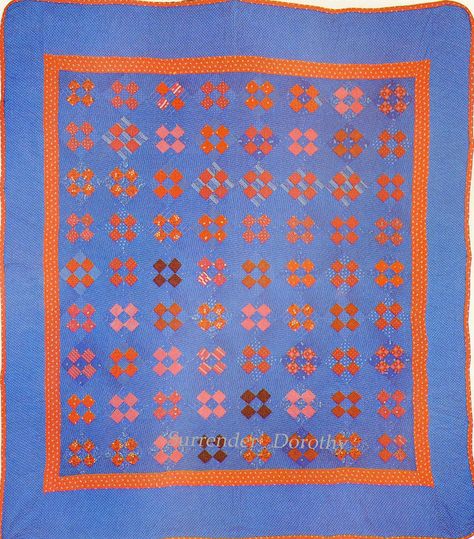 Amische Quilts, Mennonite Quilts, Welsh Quilts, Amish Quilt Patterns, Amish Style, Quilt Board, Textiles Inspiration, Two Color Quilts, Nine Patch Quilt