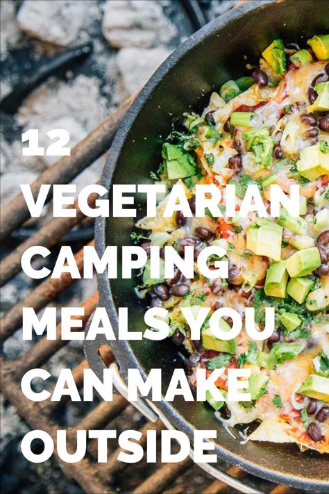 These 12 vegetarian camping meals are quick, easy and healthy (well, mostly…), and they all have a good balance of nutrients, keeping your body properly fueled for all your high-energy camping needs. Whether you’re a carnivore or a strict vegetarian, these recipes will satisfy your cravings.  Try one of these recipes on your next trip! Vegetarian Camping Meals, Vegetarian Camping Recipes, Vegan Camping Food, Vegetarian Camping, Healthy Camping Food, Kangoo Camper, One Pot Vegetarian, Camping Dishes, Camping Dinners