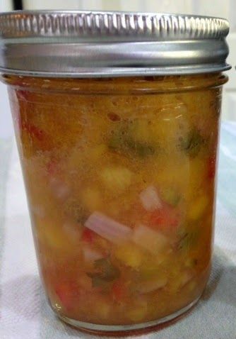 Canning Homemade!: Pineapple Salsa - No tomatoes! Canned Fruit Salsa, Canning Pineapple Salsa Recipes, Canning Fruit Salsa Recipes, Canned Pineapple Salsa, Pepper Salsa Canning, Canning Pineapple Salsa, Canned Pineapple Salsa Recipe, Pineapple Canning Recipes, Canning Pineapple Recipes