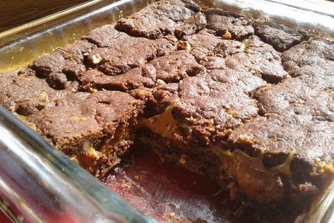 I Made the Pioneer Woman’s Knock You Naked Brownies | Taste of Home Brownies Pioneer Woman, Pioneer Woman Desserts, Evaporated Milk Recipes, Pizza Sugar Cookie, German Chocolate Cake Mix, Decadent Chocolate Desserts, Chewy Brownies, Chips Ahoy, Caramel Brownies