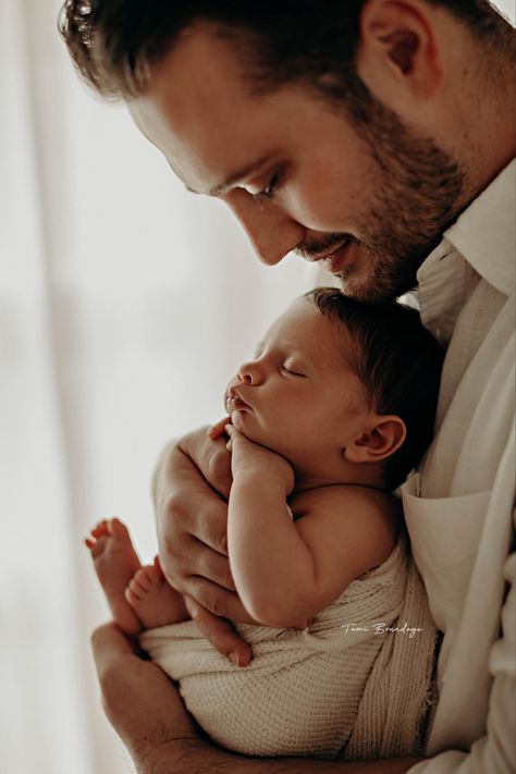 Mother Day Photoshoot, Mother Day Photoshoot Mini Sessions, Photo Bb, Newborn Photo Ideas, Newborn Family Pictures, In Home Newborn Session, Boho Mother, Baby Boy Newborn Pictures, Foto Newborn