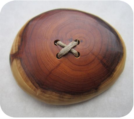 handmade yew button, seen @Michelle Flynn Flynn Flynn Flynn patterns...beautiful. Yew Wood, Handmade Wardrobe, Wood Buttons, Button Art, Button Crafts, Natural Beads, How To Make Bows, Handmade Wooden, Wood Beads