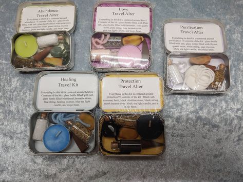 Portable Altar Witches, Mini Travel Altar, Altoids Altar Witch, Portable Altar Ideas, Altar Cloth Pagan, Mini Witch Altar, Travel Alter Ideas, Altoids Tin Altar, Travel Altar Ideas