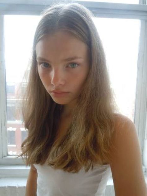 Ruslana Korshunova, Kristine Froseth, Wide Set Eyes, Alaska Young, Doll Aesthetic, Spring Breakers, Healthy Lifestyle Motivation, Model Aesthetic, Blogger Girl