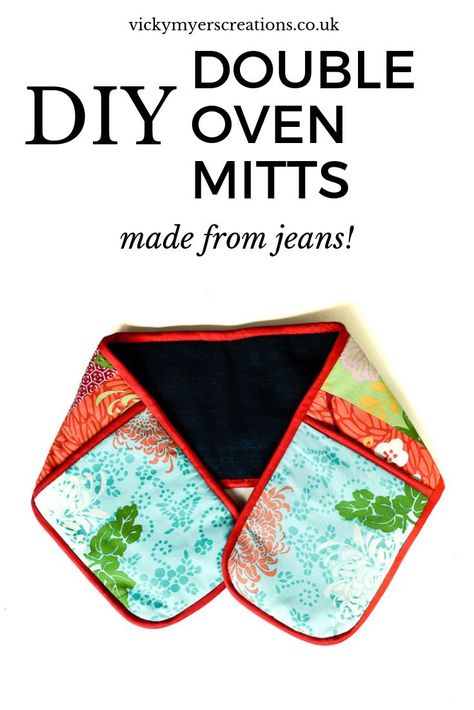 You would never believe these easy double oven mitts are upcycled from jeans a duvet cover!! Follow the easy tutorial to learn how to make your own Double Oven Gloves #DIYOvenMitts #Ovenglovepattern Oven Gloves Pattern, Diy Oven, Gloves Diy, Diy Sy, Apron Sewing, Sew Your Own Clothes, Diy Denim, Sewing Projects Free, Oven Gloves