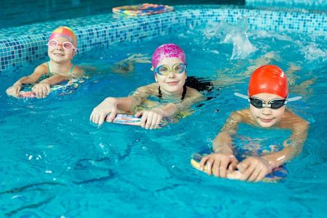 Swim Photography, Group Of Boys, Professional Swimmers, Mermaid Swim, Swimming Photography, Swimming Photos, Toddler Sports, Kids Fitness, Sport Pool