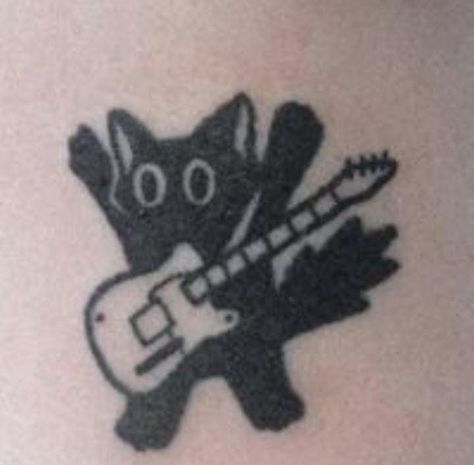 Tato Grunge, Funky Tattoos, Guitar Tattoo, Celtic Tattoo, More Tattoo, Tattoo Simple, Cute Little Tattoos, Simple Tattoo, 캐릭터 드로잉