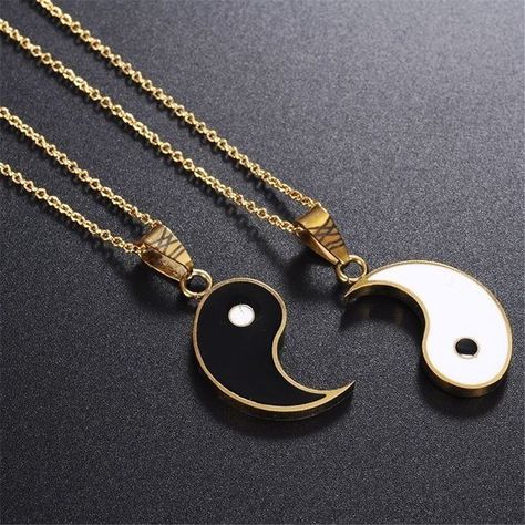 Puzzle Piece Necklace, Yin Yang Necklace, Bff Jewelry, Bff Necklaces, Friend Jewelry, Best Friend Necklaces, Friend Bracelets, Couple Necklaces, Stylish Necklace