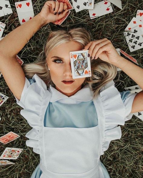 Alice In Wonderland Themed Photoshoot, Dark Alice In Wonderland Photoshoot, Alice In Wonderland Photo Shoot, Alice In Wonderland Inspired Photoshoot, Alice In Wonderland Shoot, Alice In Wonderland Photoshoot Ideas, Halloween Photography Photoshoot, Rabbit Hole Alice In Wonderland, Alice Photoshoot