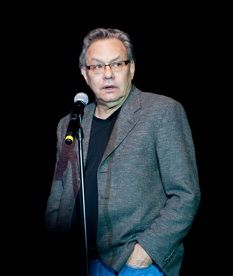 Lewis Black, Playwright.  Tad Friend on Black's new play, "One Slight Hitch": http://nyr.kr/KetuRy Lewis Black, Lewis Evans Black Country New Road, Lewis Latimer, Lewis Howard Latimer, Huey Lewis And The News, Stand Up Comedians, Good Humor, Geek Chic, Good People