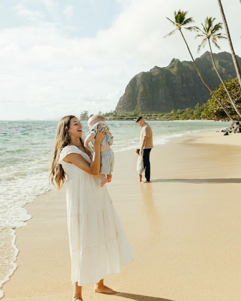 Hannah + her boys in this sweet, yet chaotic season of their lives. Loved this family session with the White ohana before they leave the island for more family adventures 🥰 Oahu family photographer, Hawaii family photographer, Hawaii family photos, Oahu family photos, Oahu beach family photoshoot, Hawaii beach family photos, Hawaii photographer, Oahu family photographer, #oahufamilyphotographer #oahufamilyphotography #oahufamily #oahufamilyportraits #oahufamilyphotos #hawaiifamily #hawaii... Hawaii Family Photos, Family Photos Hawaii, Beach Family Photoshoot, Oahu Beaches, Beach Family Photos, Hawaii Photographer, Beach Family, Hawaii Beach, Hawaii Beaches