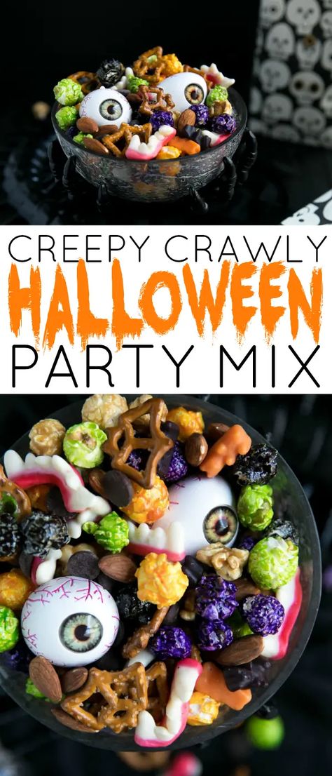 Halloween Monster Mash Party Mix - just 5 minutes to mix together. #halloween #snacks #party #holiday #entertaining Halloween Party Mix, Monster Mash Party, Halloween Potluck, Halloween Snack Mix, Creepy Halloween Party, Fall Eats, Mash Recipe, Fun Halloween Food, Halloween Food Treats