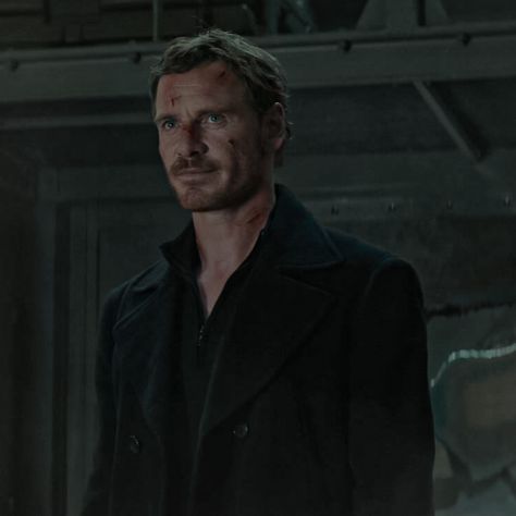 Michael Fassbender Magneto, Erik Lensherr, Eddie Brock Venom, Peter Maximoff, Arthur Weasley, Erik Lehnsherr, Professor X, Miles Morales Spiderman, Charles Xavier