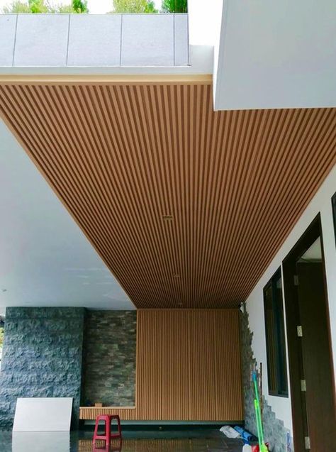 Fluted Panel Ceiling, Fluted Ceiling, Fake Ceiling, Wooden Ceiling Designs, Wooden Floor Ideas, Modern Wooden Ceiling, Extrusion Design, Aluminum Extrusion Design, Dining Room Nook