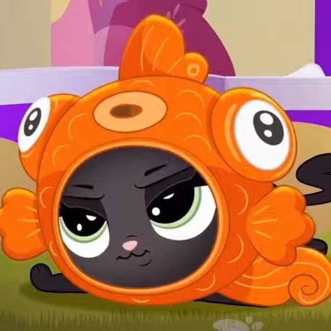 Lps A World Of Our Own, Lps Littlest Pet Shop, Littlest Pet Shop, Lps, Pet Shop, Cool Cats, A World, Art Girl, Jade