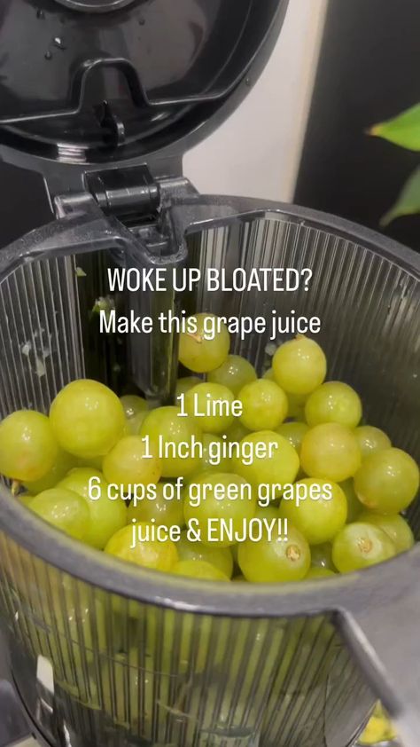 Smoothie Recipes & Weight Loss (@smoothie.healing) on Threads Grape Juice Recipe, Detox Drinks Flat Tummy, Healthy Juicer Recipes, Healthy Juice Drinks, Green Smoothie Cleanse, Juice Cleanse Recipes, Juicy Juice, Smoothie Cleanse, Juicer Recipes