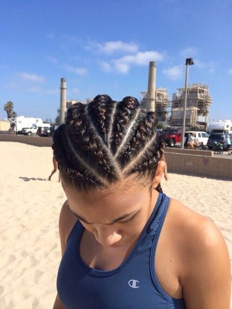 40+ Super Cute And Creative Cornrow Hairstyles You Can Try Today - EcstasyCoffee Cornrow Hairstyle, Cornrows Braids For Black Women, Goddess Braids Hairstyles, Long Hairstyle, Hair Patterns, Stunning Hairstyles, Vlasové Trendy, Feed In Braid, Trendy Hairstyle