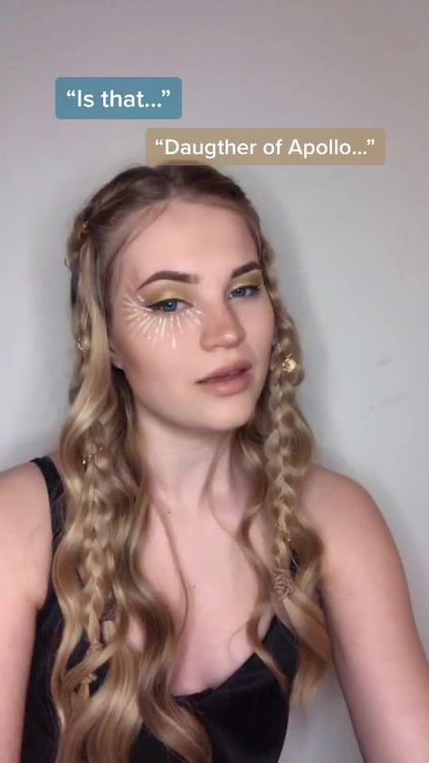 Apollo Makeup, Greek Goddess Makeup, Gladiator Games, Fashion Show Makeup, Goddess Makeup, Grece Antique, Uncle Rick, Percy Jackson Fandom, Fantasy Dress