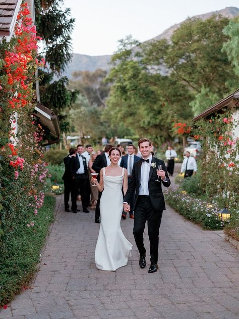 Secret Garden Vibes for this California Wedding — Magnolia Event Design California Garden Wedding, Garden Wedding California, Outdoor California Wedding, San Ysidro Ranch Wedding, Wedding Magnolia, San Ysidro Ranch, Courtyard Wedding, Garden Wedding Reception, Secret Garden Wedding