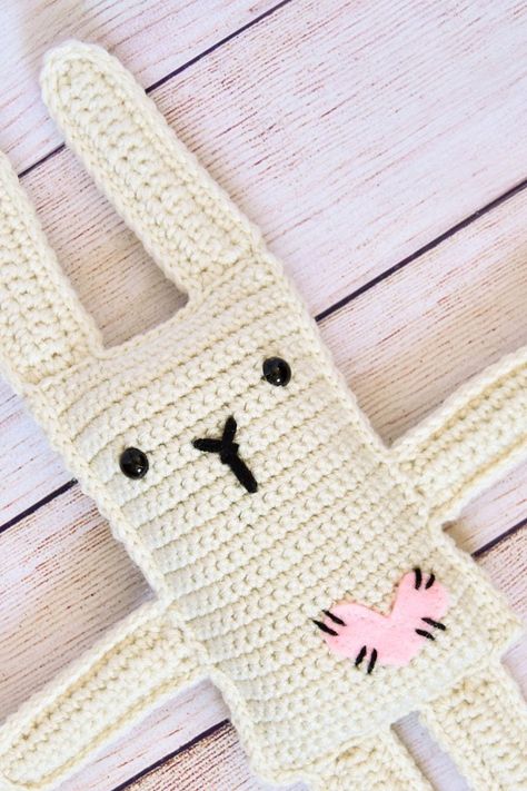 kiddos. They are very easy to make and you can customize Knitting Toy, Crochet Flats, Crochet Easy, Crochet Baby Boy, Toy Ideas, Crochet Mittens, Crochet Buttons, Easter Crochet, Ideas Crochet