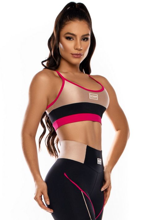 Sports Wear Fashion, Sports Attire, Estilo Fitness, Sports Wear Women, Workout Tops For Women, Plus Size Workout, Fashion Days, Tracksuit Women, Moda Fitness