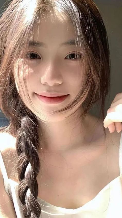 cecan korea Girl General, Beautiful Braided Hair, 사진 촬영 포��즈, Beauty Goals, Hair Stylist Life, Dream Hair, Medium Length Hair Cuts, Fesyen Wanita, Ulzzang Girl