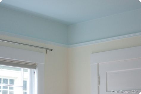 Love it! Vanilla, sky blue, and crisp white! Sky Blue Ceiling, Blue Ceiling Bedroom, Blue Ceiling Paint, Interior Paint Schemes, Green Ceiling, Blue Ceiling, Blue Painted Walls, Sky Ceiling, Blue Ceilings