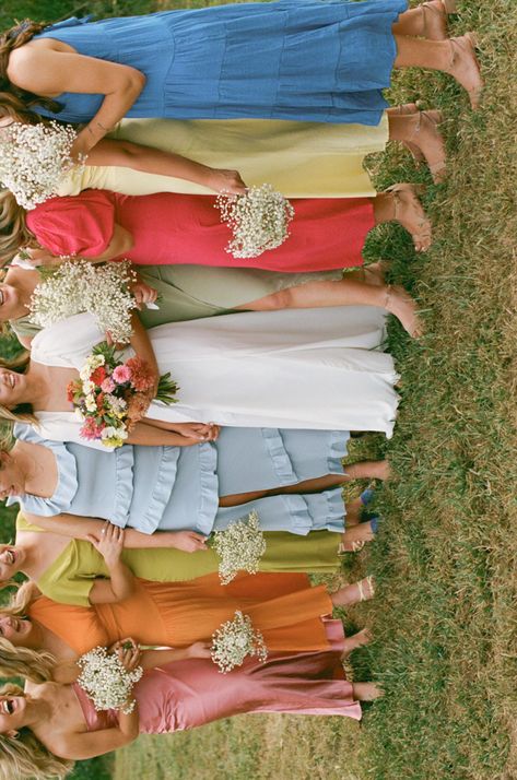 Summer Save The Date Ideas, Bridesmaid Dress Ideas Mismatched, Fun Bridesmaid Photos, Bridesmaids Color Palette, Backyard Wedding Attire, Wedding On Film, Wildflower Wedding Theme, Princesa Tiana, Summer Bridesmaid Dresses