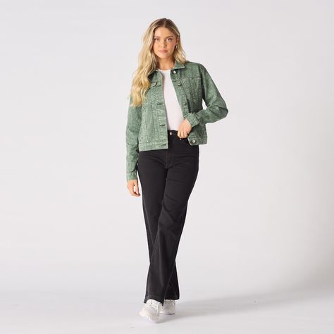 "Introducing our stylish and versatile Split Pocket Denim Jacket in a stunning Pearl Green color! This denim jacket is a must-have for any fashion-forward woman. The classic design, paired with the trendy green hue, creates a unique and eye-catching statement piece. Crafted with high-quality denim fabric, this jacket is not only fashion-forward but also durable and comfortable to wear. With its split pocket detailing, it showcases a modern twist on a timeless silhouette. Whether you're dressing up for a night out or going for a casual day look, this green jacket is the perfect addition to elevate any outfit. Make a bold fashion statement and stay on-trend with our Split Pocket Denim Jacket - Pearl Green! Green weighted Denim fabric Regular fit Trucker style Split chest pocket Buttoned ches Green Jean Jacket, Womens Denim Jacket, Green Jacket Women, Fitted Jean Jacket, Green Denim Jacket, Women Trucker, Jean Jacket Outfits, Denim Jacket Outfit, Womens Denim