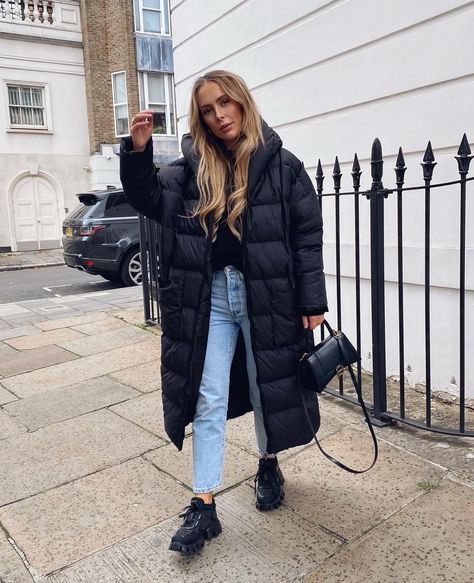 Black Puffy Jacket Outfit, Long Puffer Outfit, Puffy Coat Outfit, Black Puffer Coat Outfit, Long Puffer Coat Outfit, Black Puffer Outfit, Long Puffer Jacket Outfit, Puffy Jacket Outfit, Long Jacket Outfit