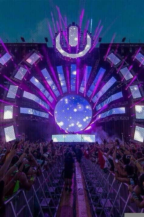 Ultra music festival Music Festival Logos, Concert Stage Design, Electronic Music Festival, Festival Logo, Electro Music, Stage Set Design, Event Stage, Ultra Music Festival, Concert Stage